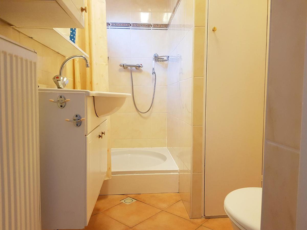 Hotel B&B Seahorse カトウェイク・アーン・ゼー エクステリア 写真