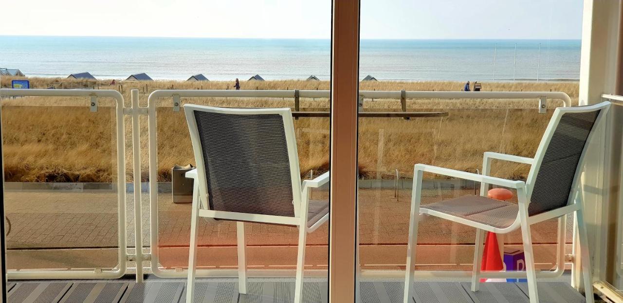 Hotel B&B Seahorse カトウェイク・アーン・ゼー エクステリア 写真